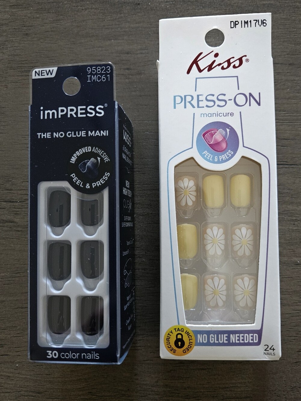 Kiss Press-On Manicure Yellow Daisy & imPRESS Black Press-On Nail Set